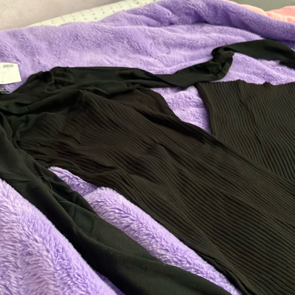 Forever 21 Black Textured Dress
